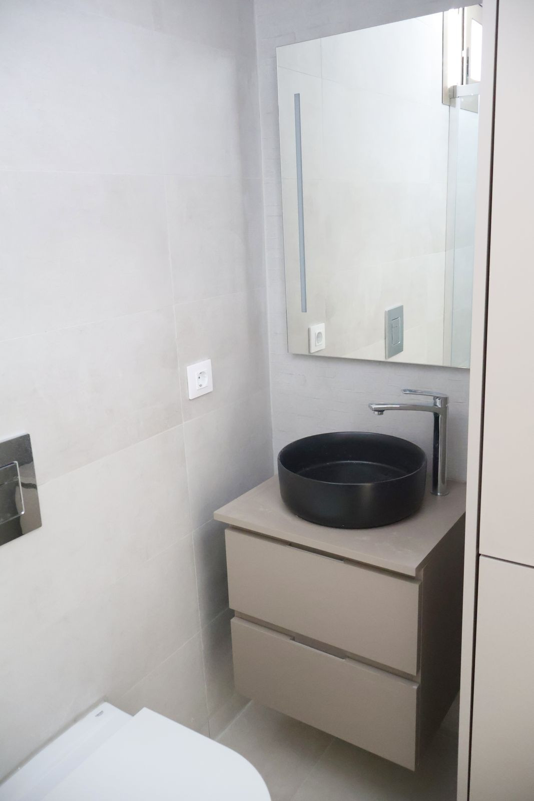 3 Bed Apartment for sale in Estepona Costa Del Sol, Málaga, Spain