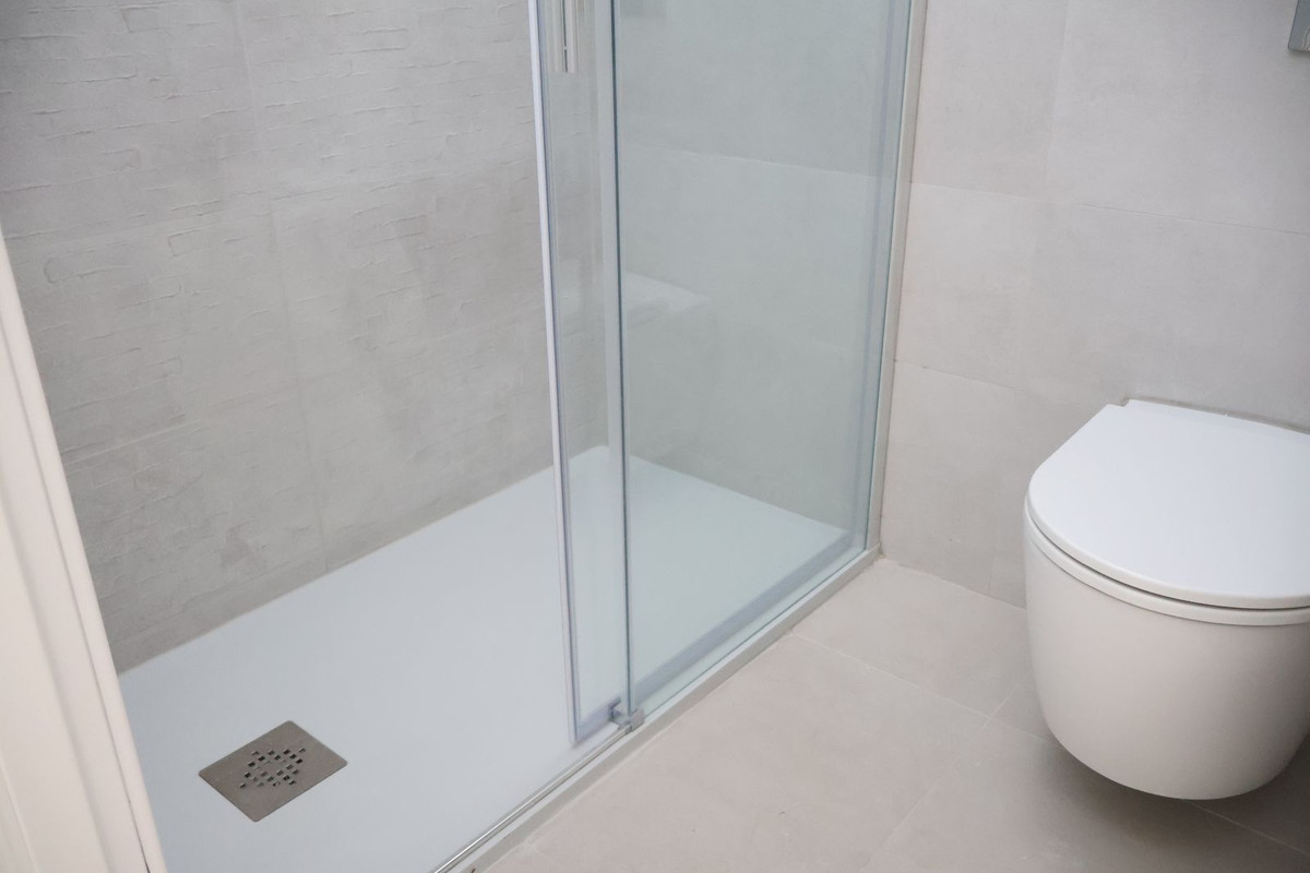 3 Bed Apartment for sale in Estepona Costa Del Sol, Málaga, Spain
