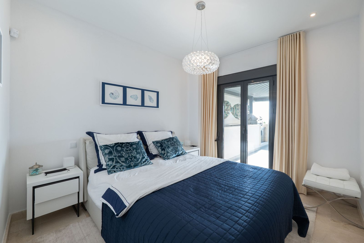 4 Bed Apartment for sale in Los Flamingos Costa Del Sol, Málaga, Spain