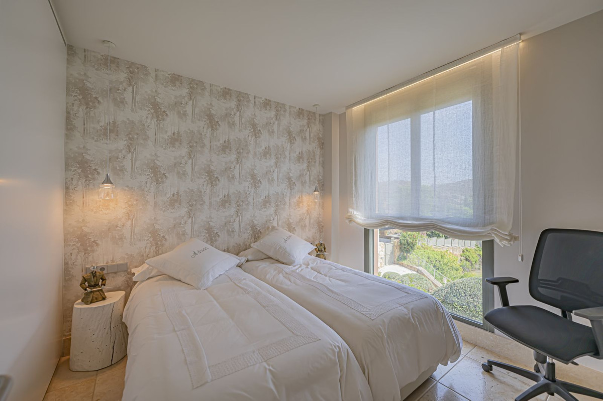 Se vende Apartamento Planta Media de 2 dormitorios en Costa Del Sol, Málaga, España