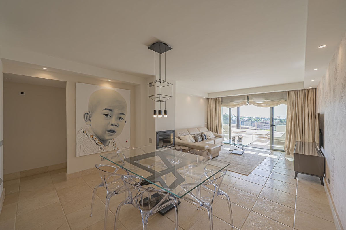 Se vende Apartamento Planta Media de 2 dormitorios en Costa Del Sol, Málaga, España