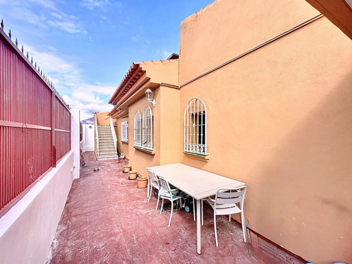 3 Bed Townhouse for sale in Estepona Costa Del Sol, Málaga, Spain