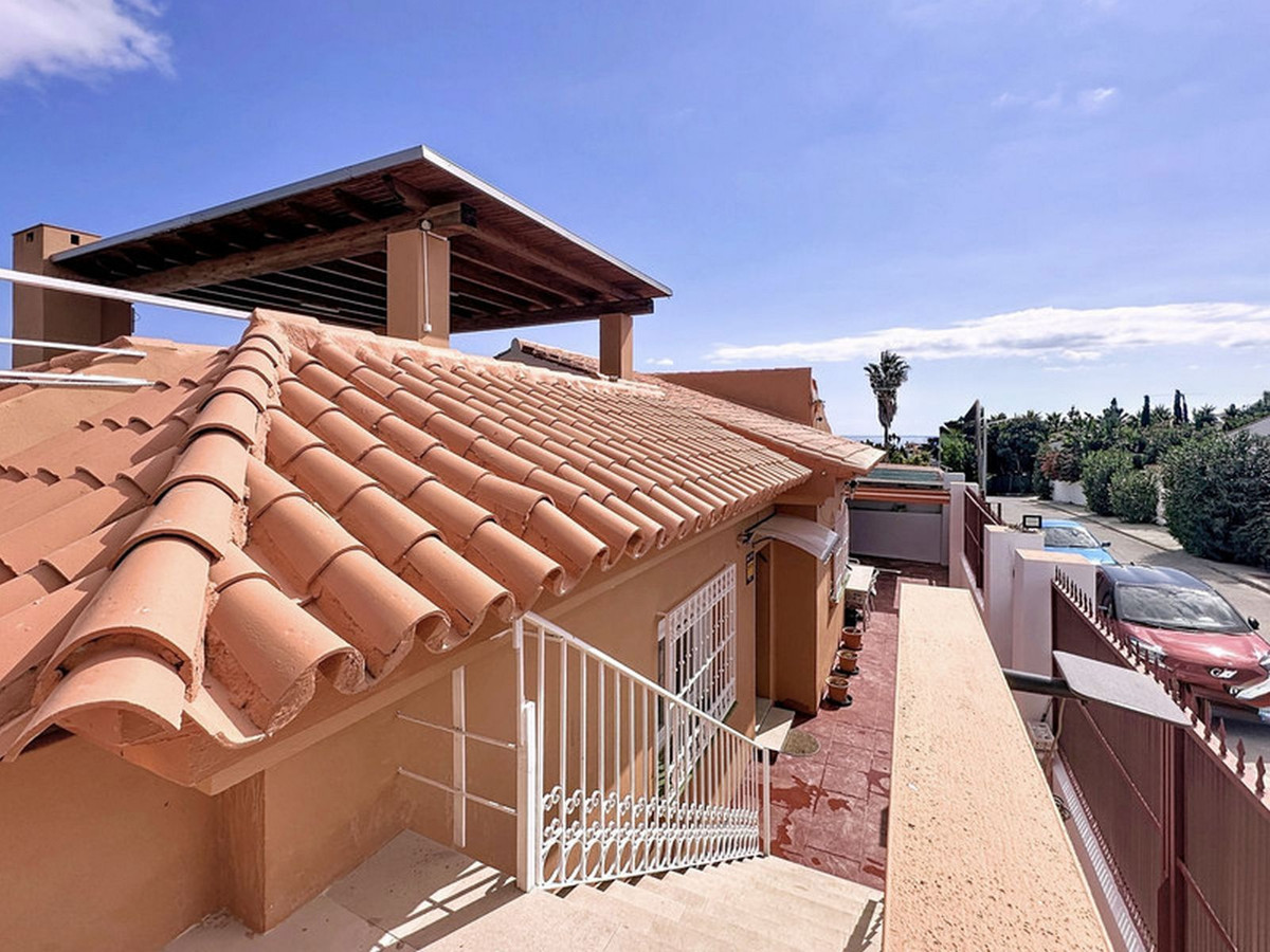 3 Bed Townhouse for sale in Estepona Costa Del Sol, Málaga, Spain