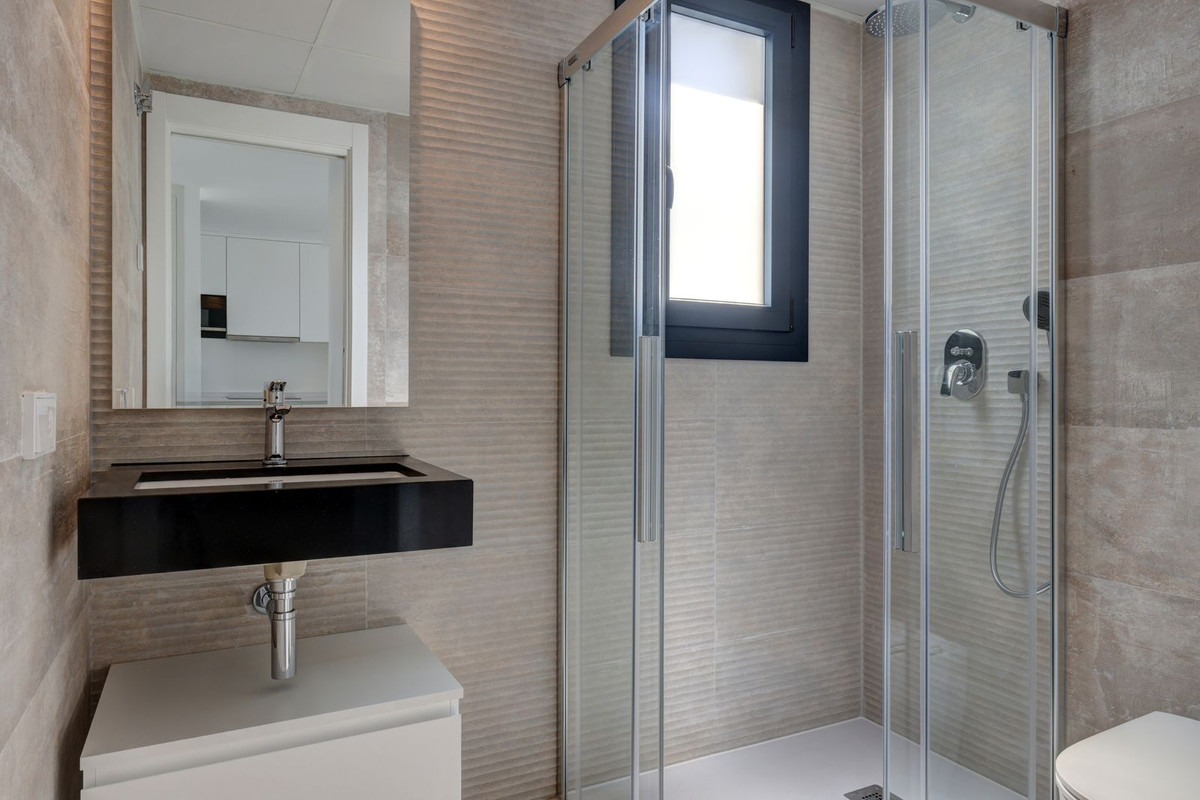 2 Bed Apartment for sale in Higueron Costa Del Sol, Málaga, Spain