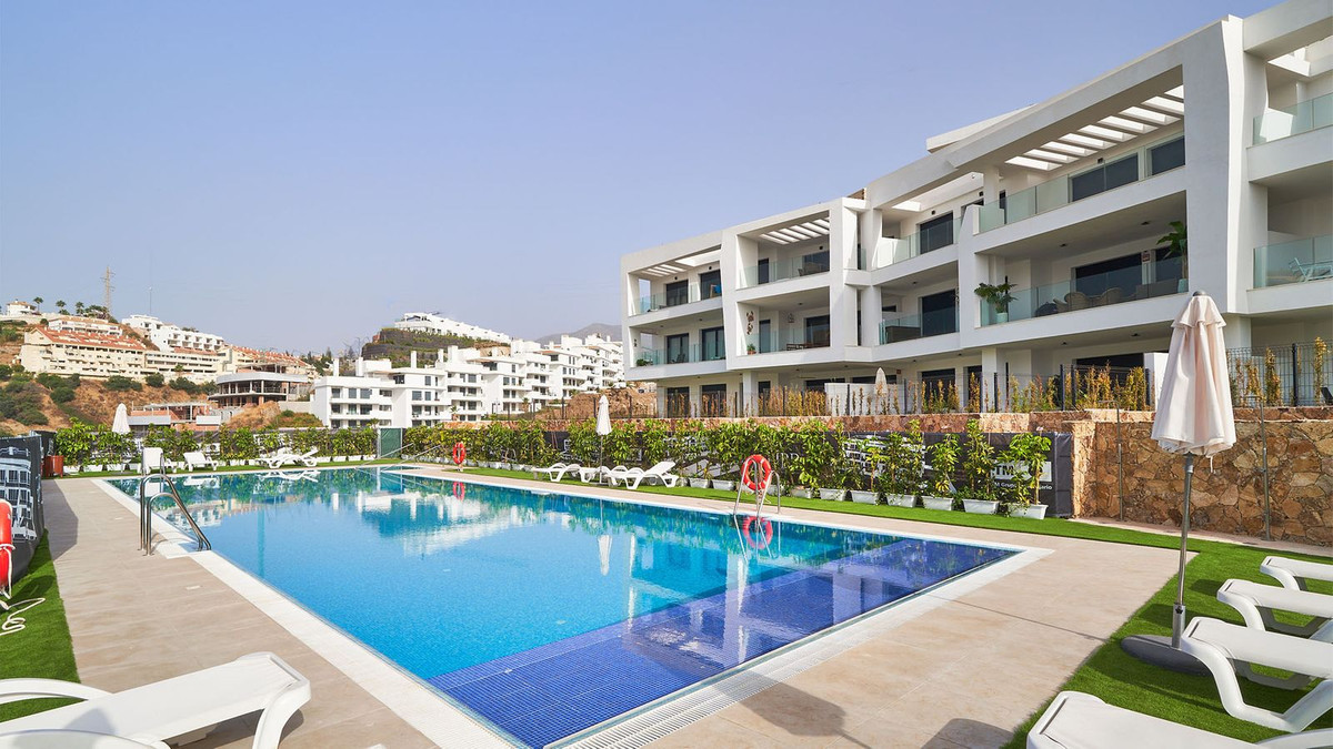 2 Bed Apartment for sale in Higueron Costa Del Sol, Málaga, Spain