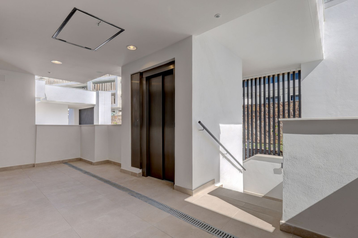 2 Bed Apartment for sale in Higueron Costa Del Sol, Málaga, Spain