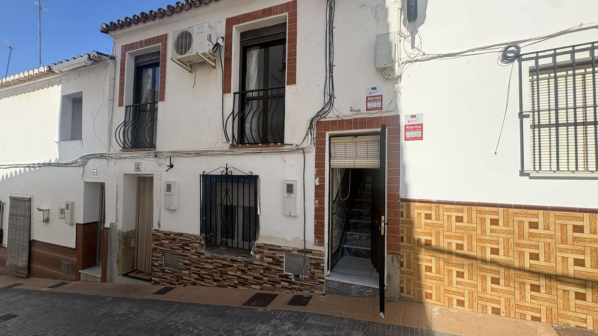 Se vende Apartamento en Planta Última de 3 dormitorios en Costa Del Sol, Málaga, España