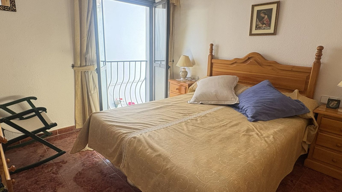 Se vende Apartamento en Planta Última de 3 dormitorios en Costa Del Sol, Málaga, España