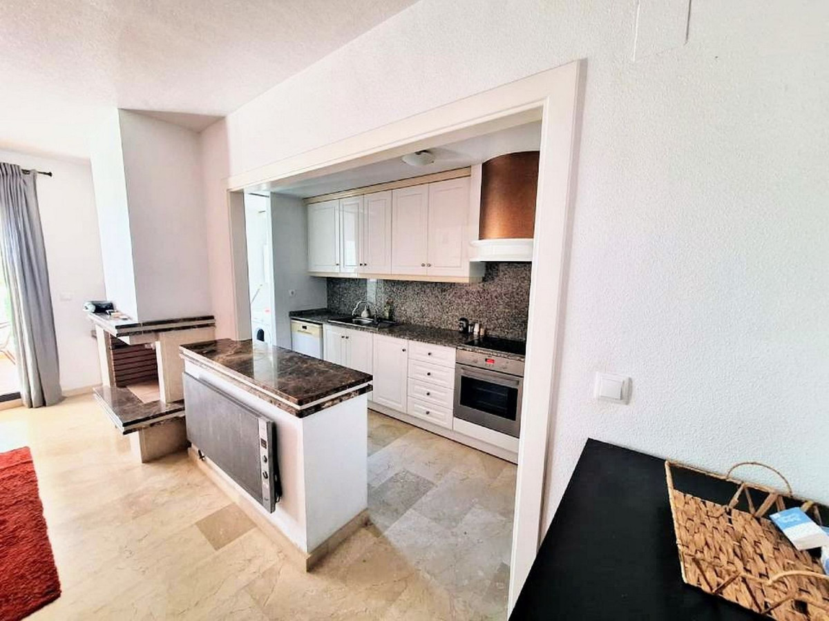 Se vende Apartamento Planta Media de 3 dormitorios en Costa Blanca, Alicante, España
