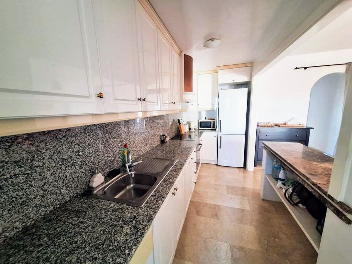 Se vende Apartamento Planta Media de 3 dormitorios en Costa Blanca, Alicante, España