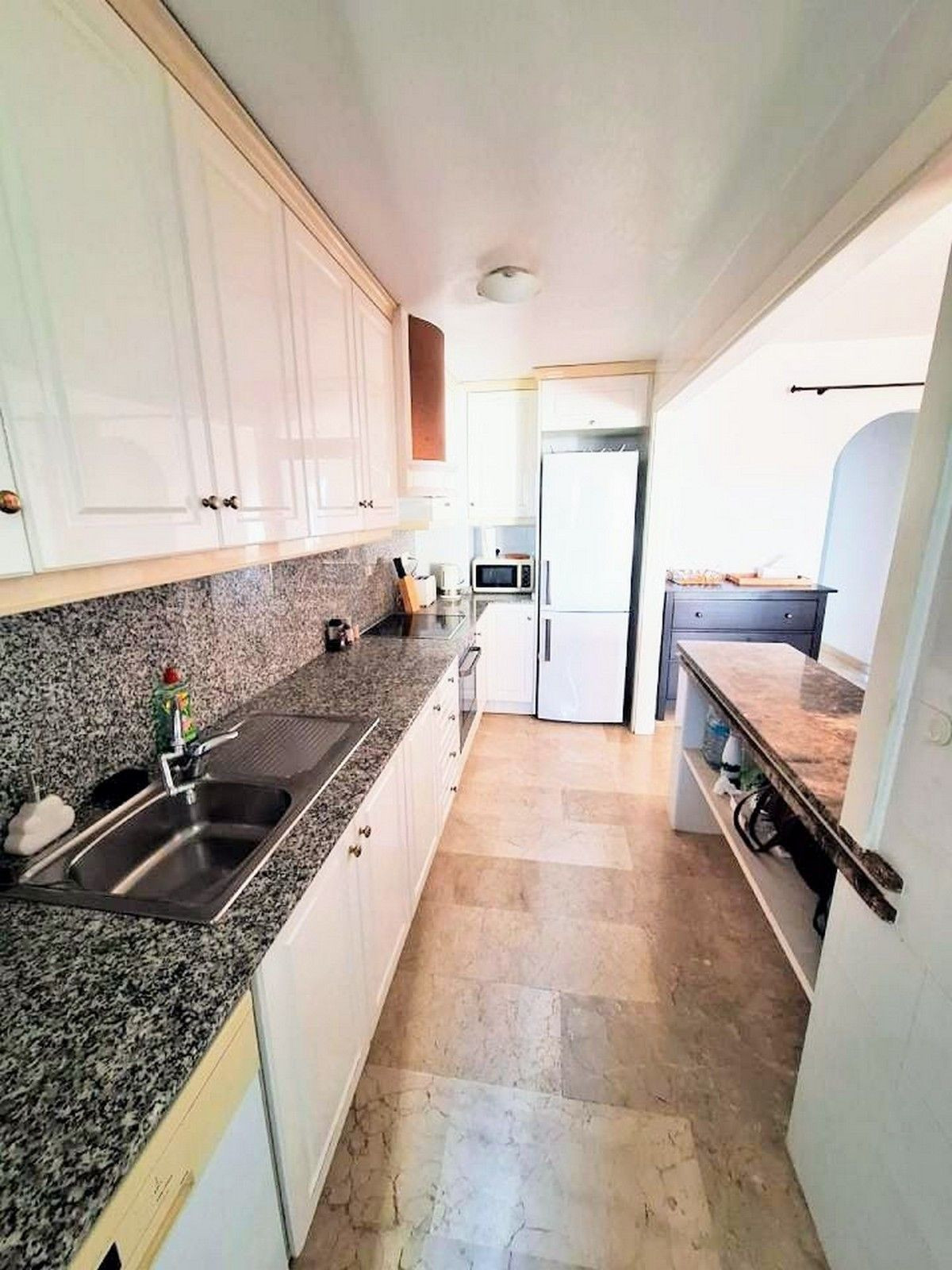 Se vende Apartamento Planta Media de 3 dormitorios en Costa Blanca, Alicante, España