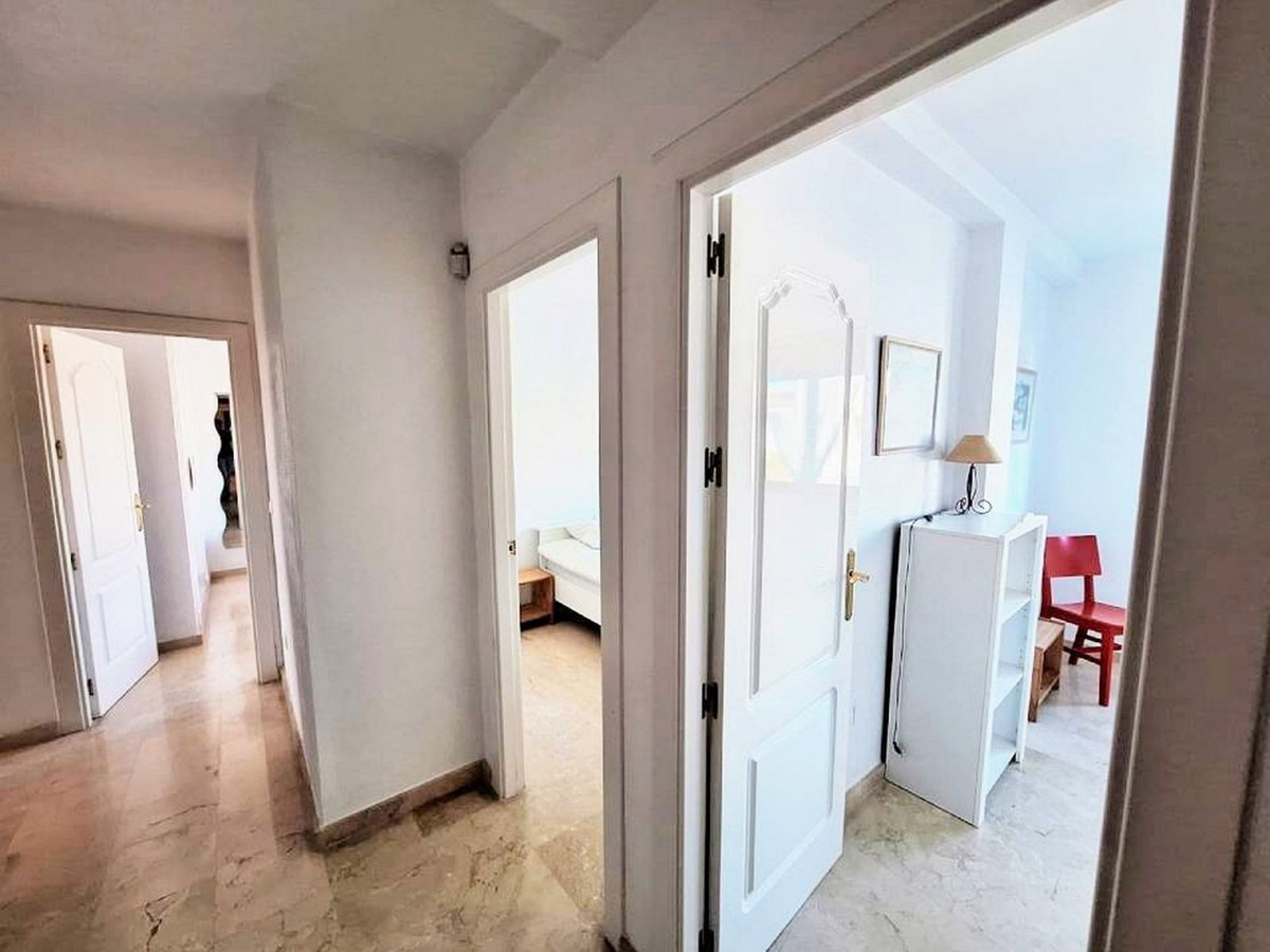 Se vende Apartamento Planta Media de 3 dormitorios en Costa Blanca, Alicante, España