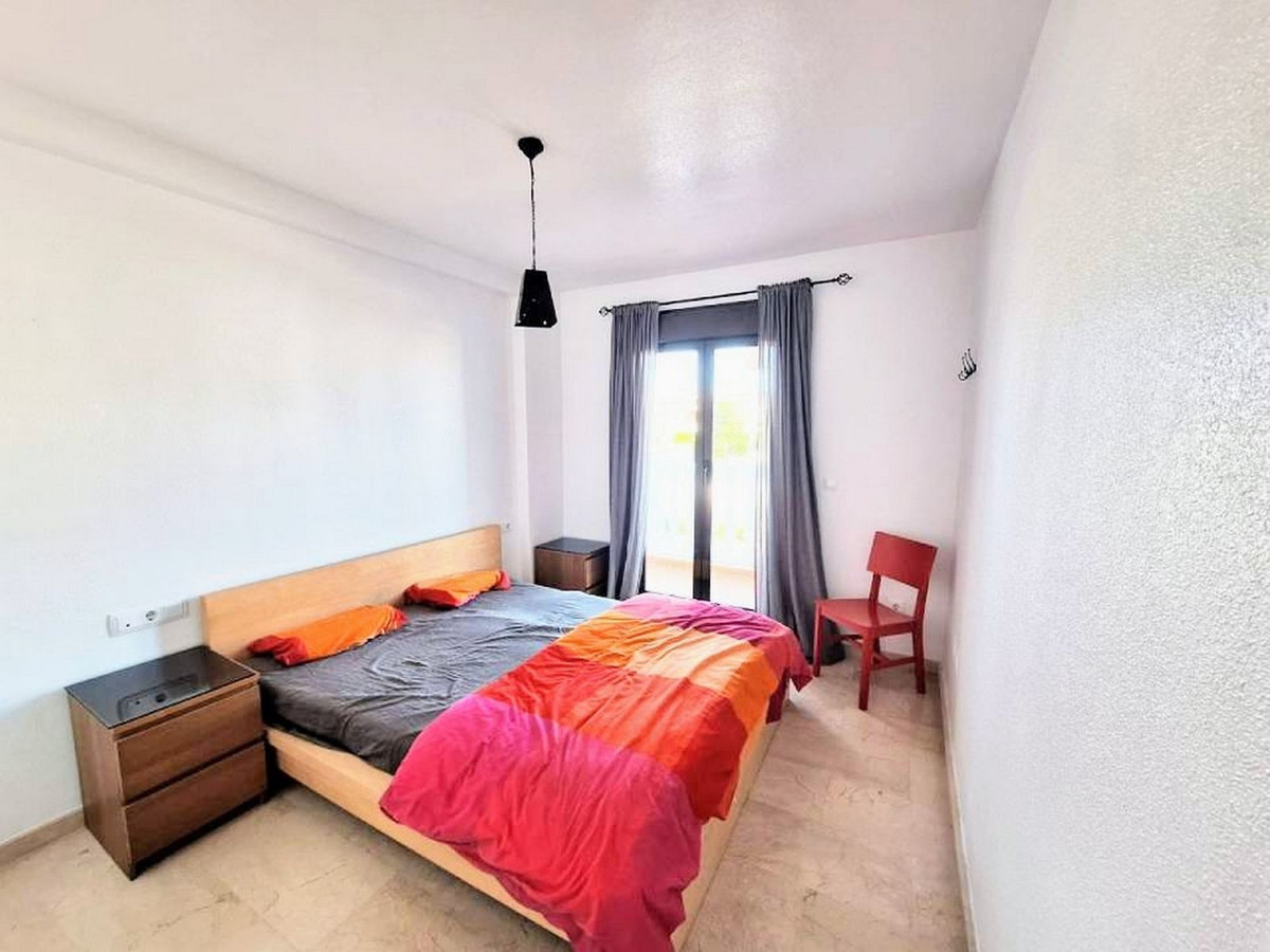 Se vende Apartamento Planta Media de 3 dormitorios en Costa Blanca, Alicante, España