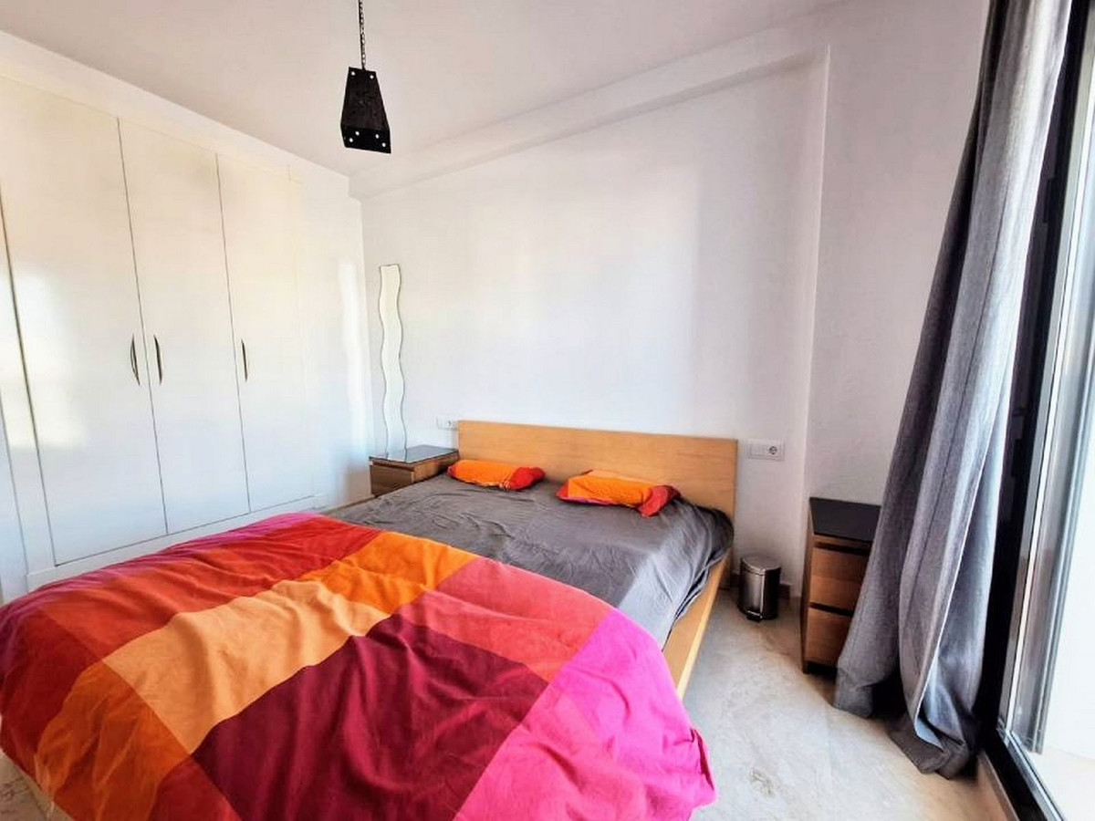 Se vende Apartamento Planta Media de 3 dormitorios en Costa Blanca, Alicante, España