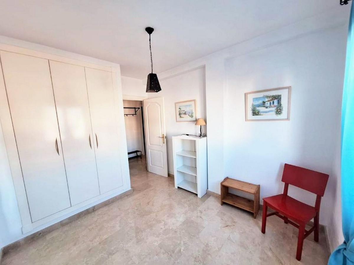 Se vende Apartamento Planta Media de 3 dormitorios en Costa Blanca, Alicante, España