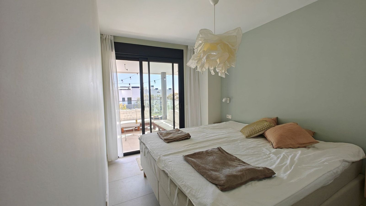 4 Bed Apartment for sale in Estepona Costa Del Sol, Málaga, Spain