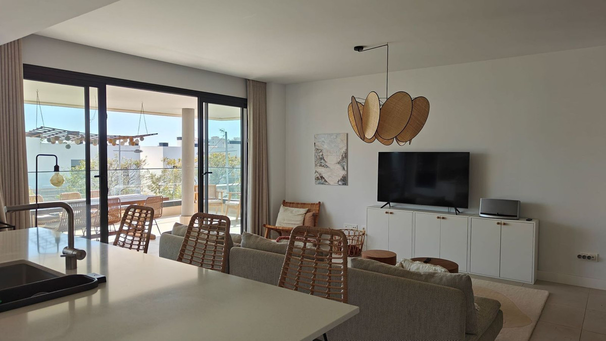4 Bed Apartment for sale in Estepona Costa Del Sol, Málaga, Spain