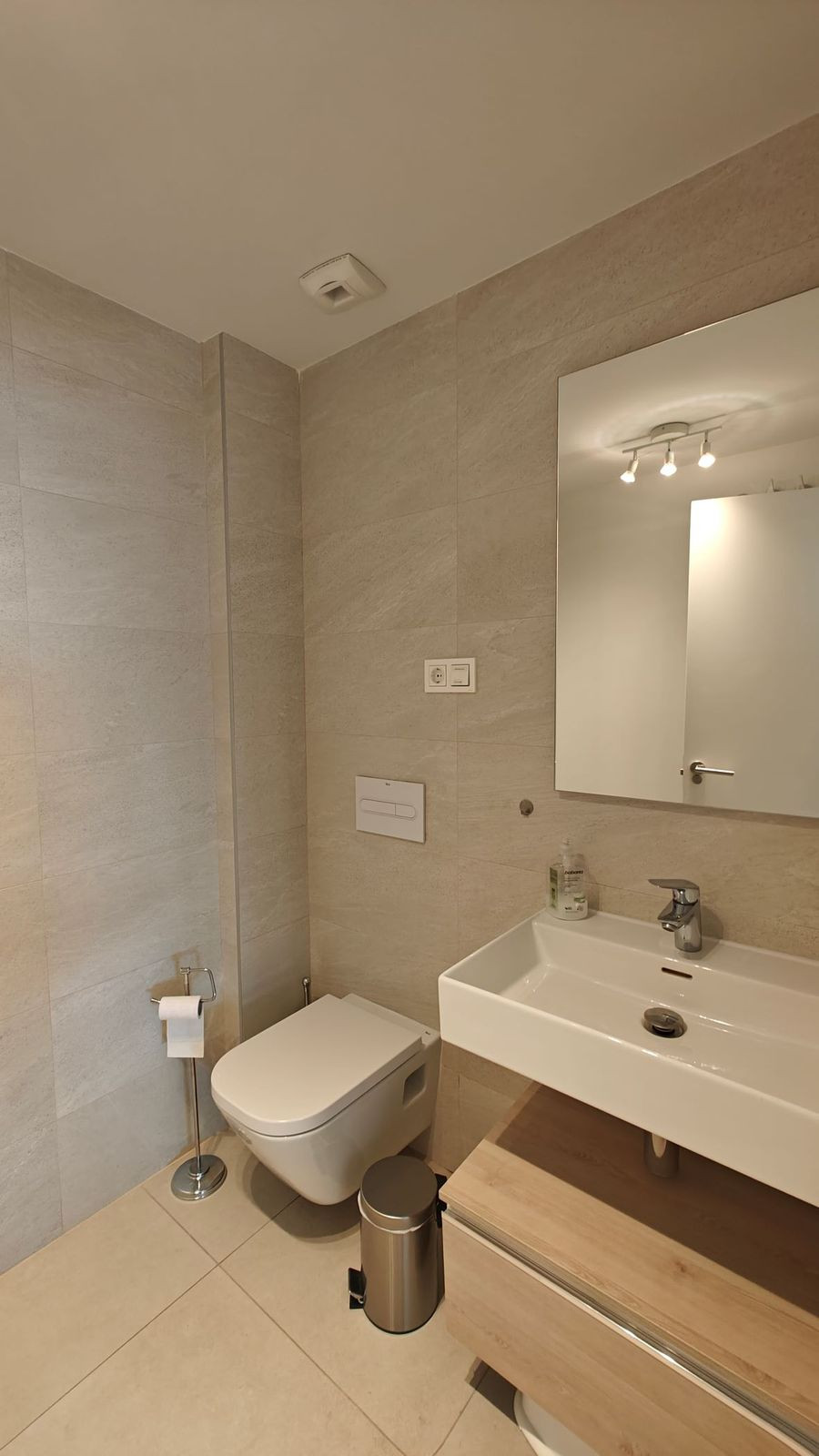 4 Bed Apartment for sale in Estepona Costa Del Sol, Málaga, Spain