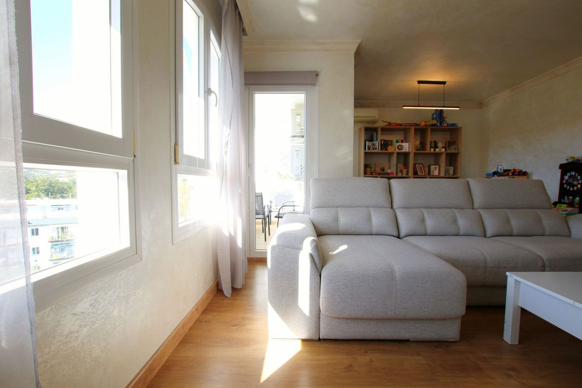 Se vende Apartamento Planta Media de 3 dormitorios en Costa Del Sol, Málaga, España