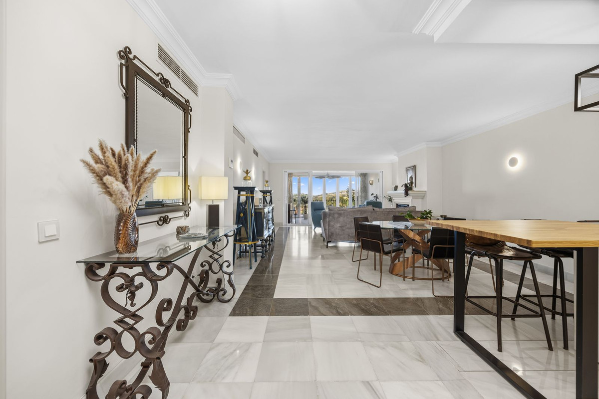 2 Bed Apartment for sale in Monte Halcones Costa Del Sol, Málaga, Spain