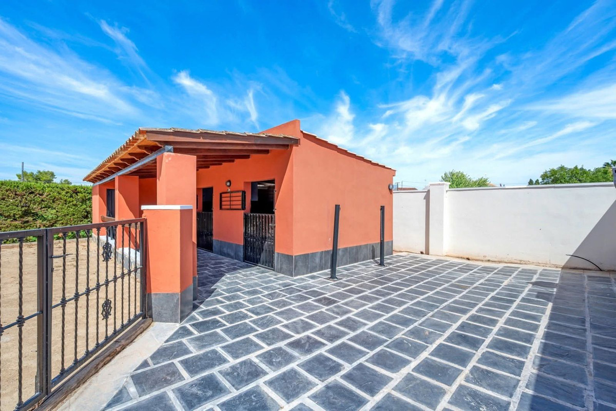 Se vende Finca - Cortijo de 6 dormitorios en Costa Blanca, Alicante, España
