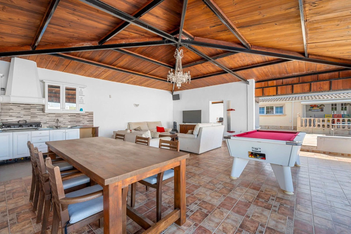 Se vende Finca - Cortijo de 6 dormitorios en Costa Blanca, Alicante, España