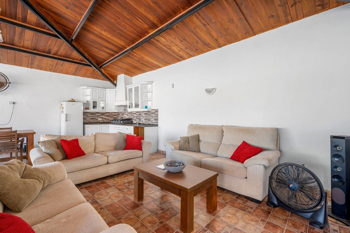 Se vende Finca - Cortijo de 6 dormitorios en Costa Blanca, Alicante, España
