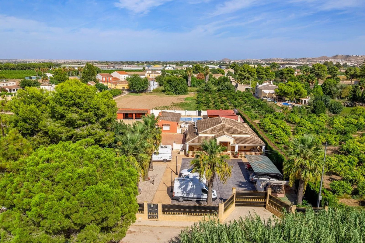 Se vende Finca - Cortijo de 6 dormitorios en Costa Blanca, Alicante, España