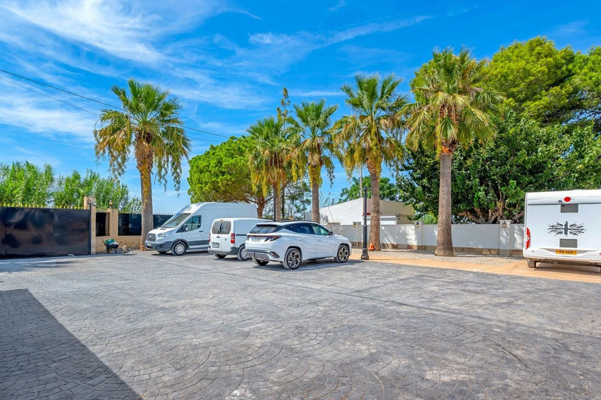 Se vende Finca - Cortijo de 6 dormitorios en Costa Blanca, Alicante, España