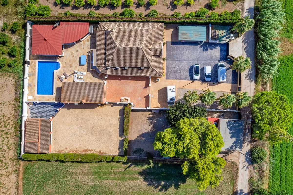 Se vende Finca - Cortijo de 6 dormitorios en Costa Blanca, Alicante, España