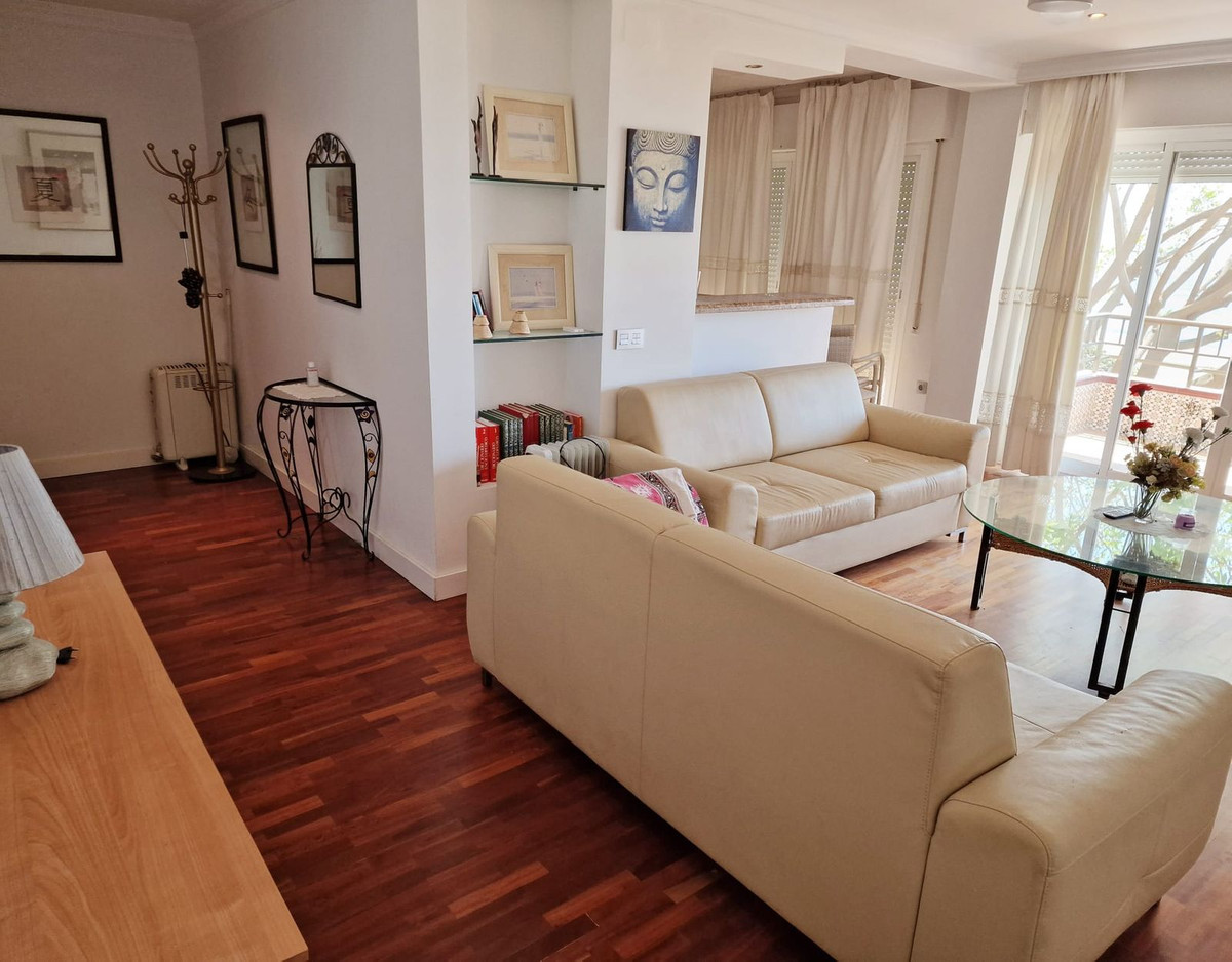 2 Bed Apartment for sale in Estepona Costa Del Sol, Málaga, Spain