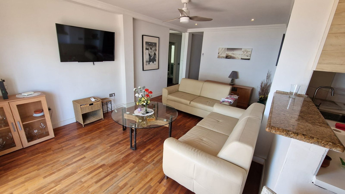 2 Bed Apartment for sale in Estepona Costa Del Sol, Málaga, Spain