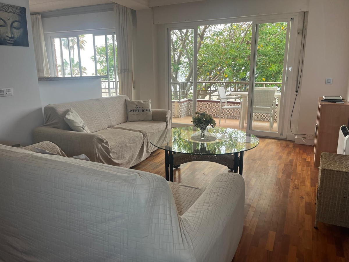 2 Bed Apartment for sale in Estepona Costa Del Sol, Málaga, Spain