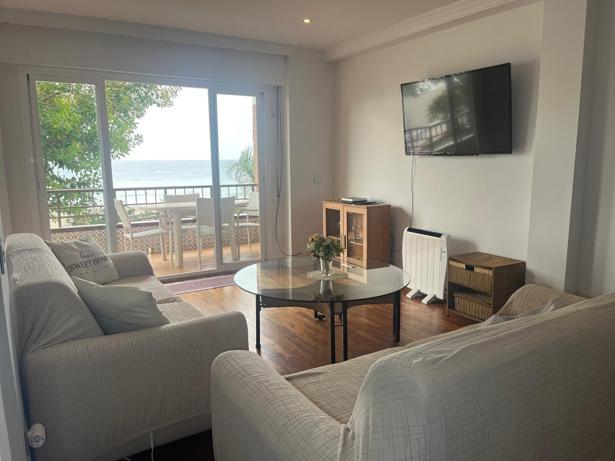 2 Bed Apartment for sale in Estepona Costa Del Sol, Málaga, Spain