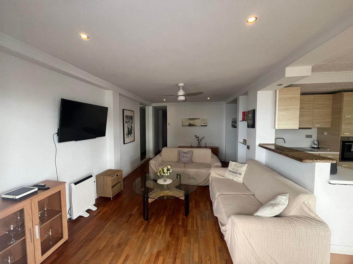 2 Bed Apartment for sale in Estepona Costa Del Sol, Málaga, Spain