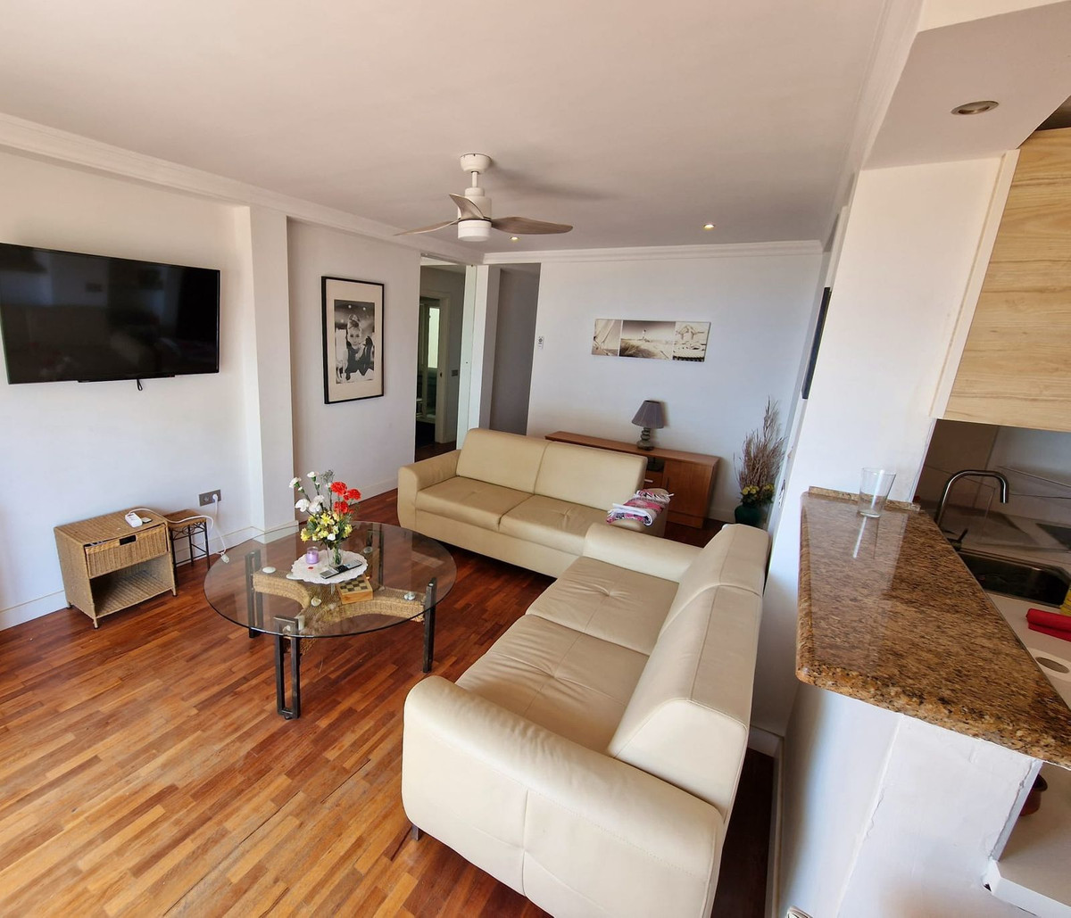 2 Bed Apartment for sale in Estepona Costa Del Sol, Málaga, Spain