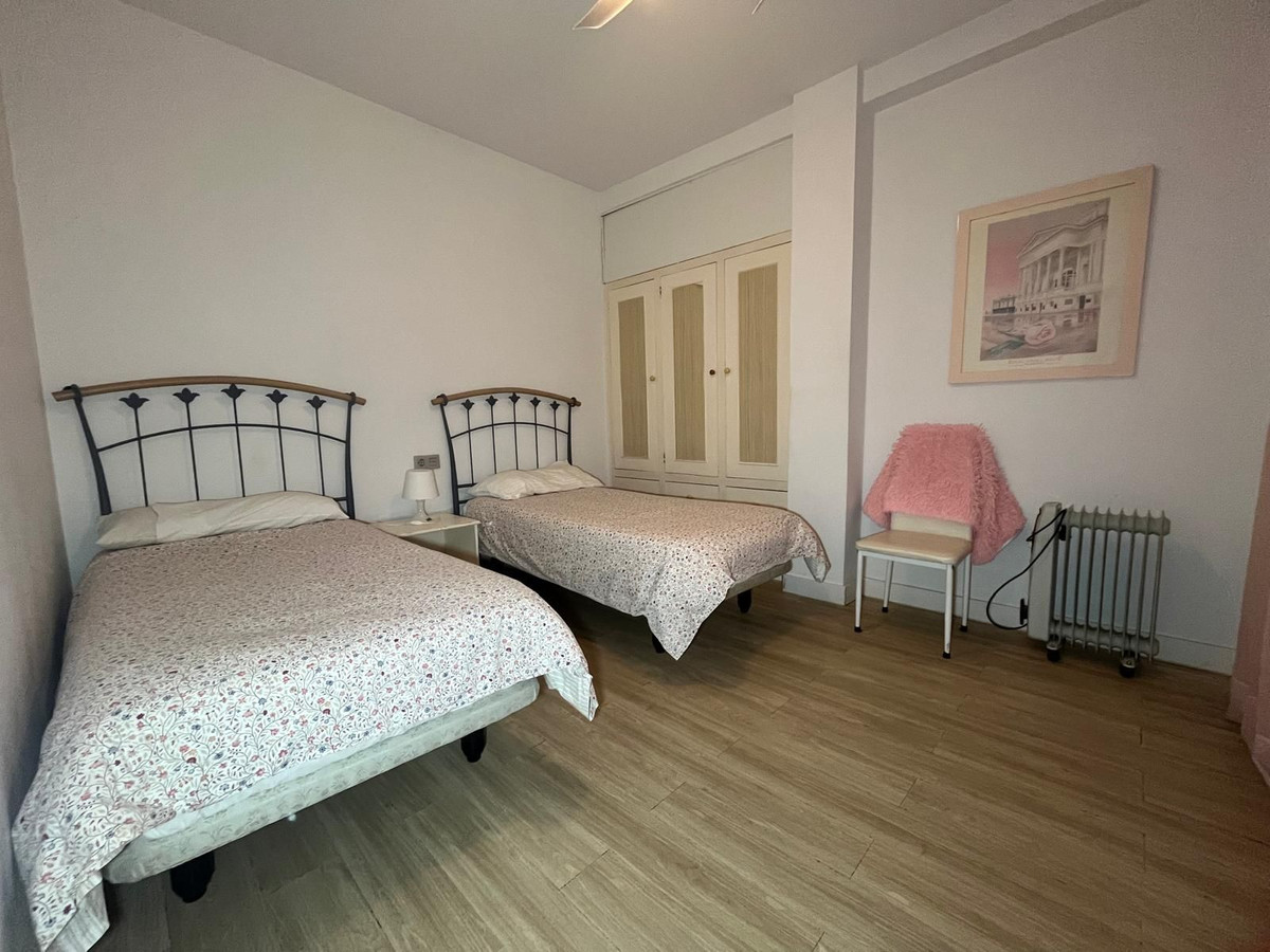 2 Bed Apartment for sale in Estepona Costa Del Sol, Málaga, Spain