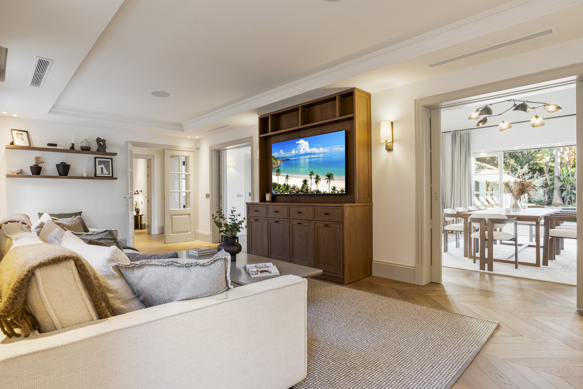 Se vende Villa - Chalet de 5 dormitorios en Costa Del Sol, Málaga, España