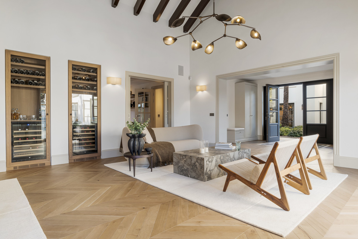 Se vende Villa - Chalet de 5 dormitorios en Costa Del Sol, Málaga, España