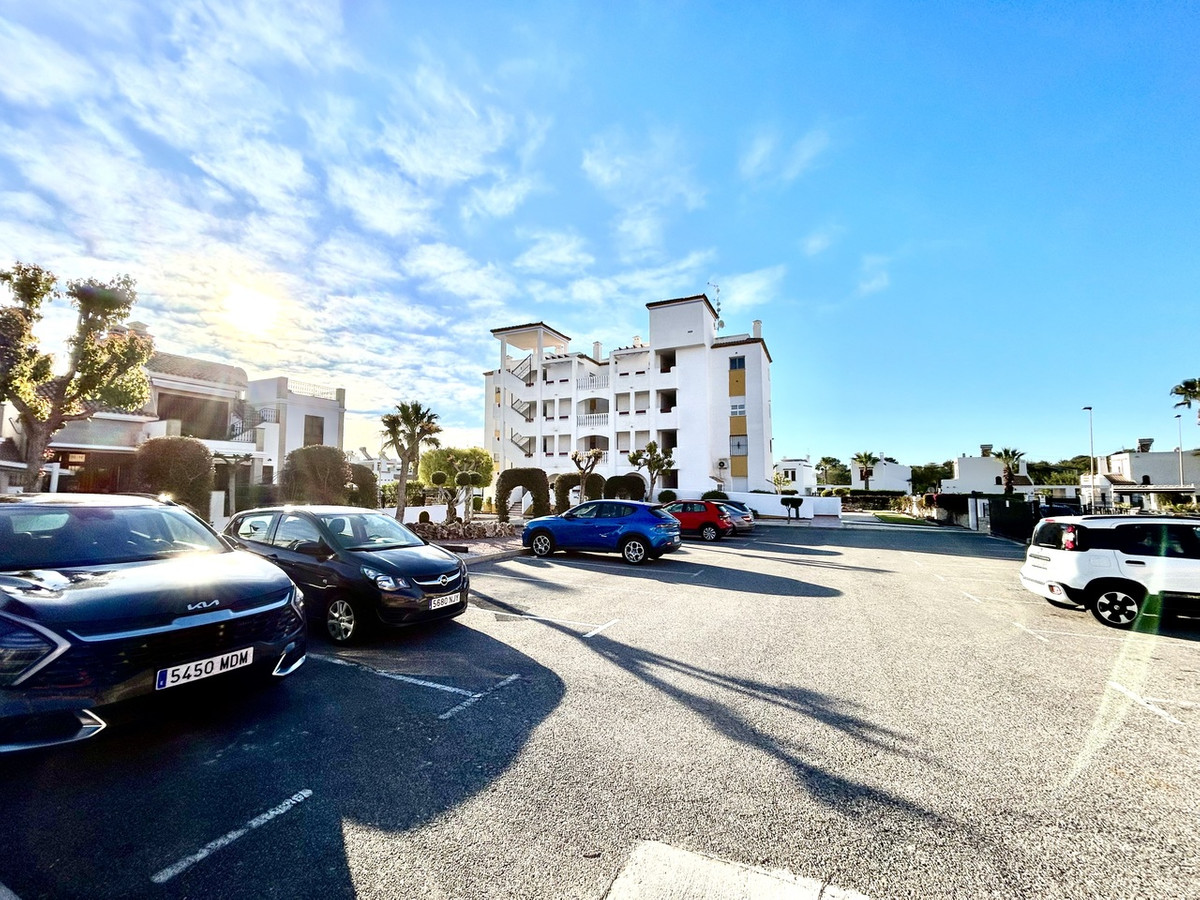 2 Bed Apartment for sale in Villamartin Costa Blanca, Alicante, Spain