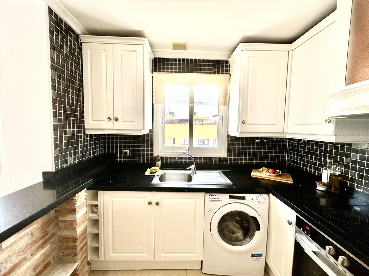 2 Bed Apartment for sale in Villamartin Costa Blanca, Alicante, Spain