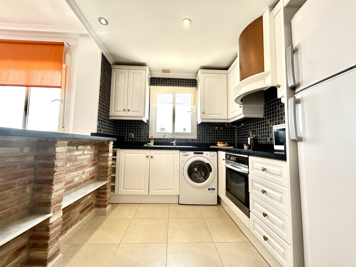 2 Bed Apartment for sale in Villamartin Costa Blanca, Alicante, Spain