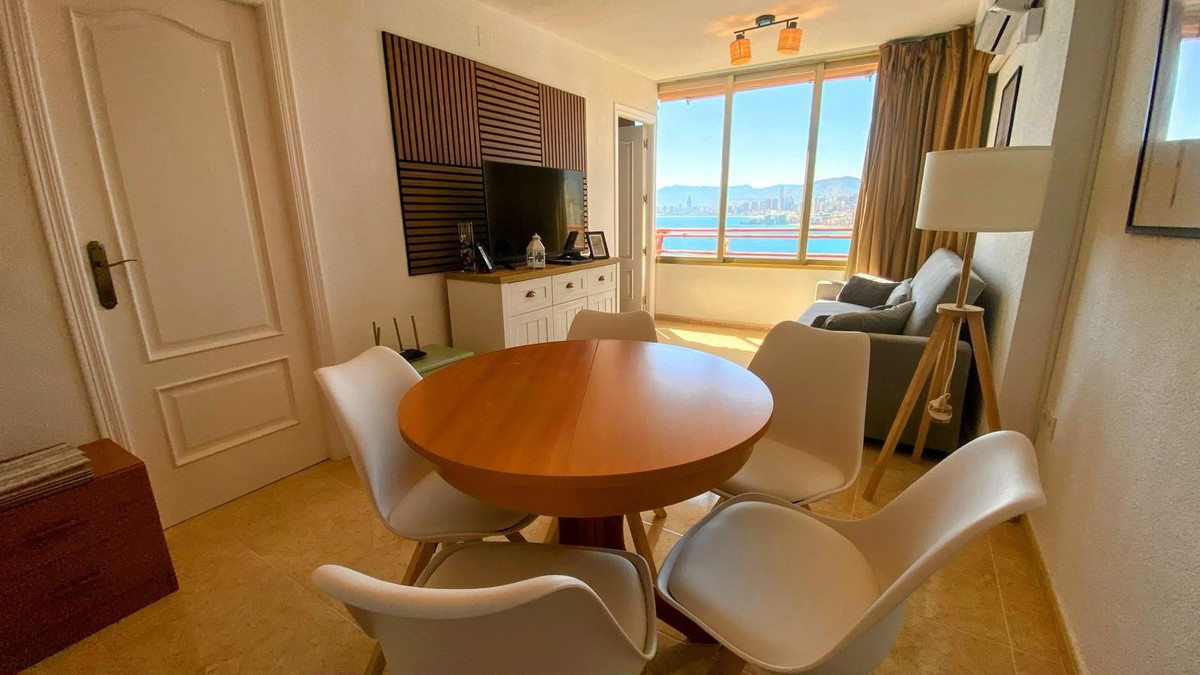 Se vende Apartamento Planta Media de 2 dormitorios en Costa Blanca, Alicante, España