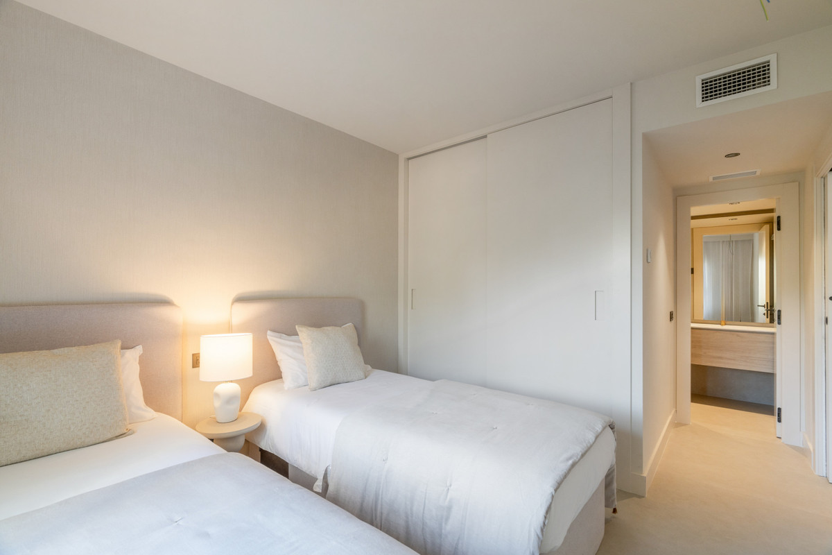 3 Bed Apartment for sale in Nueva Andalucía Costa Del Sol, Málaga, Spain