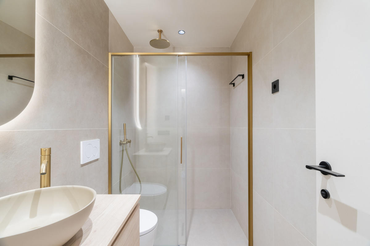 3 Bed Apartment for sale in Nueva Andalucía Costa Del Sol, Málaga, Spain