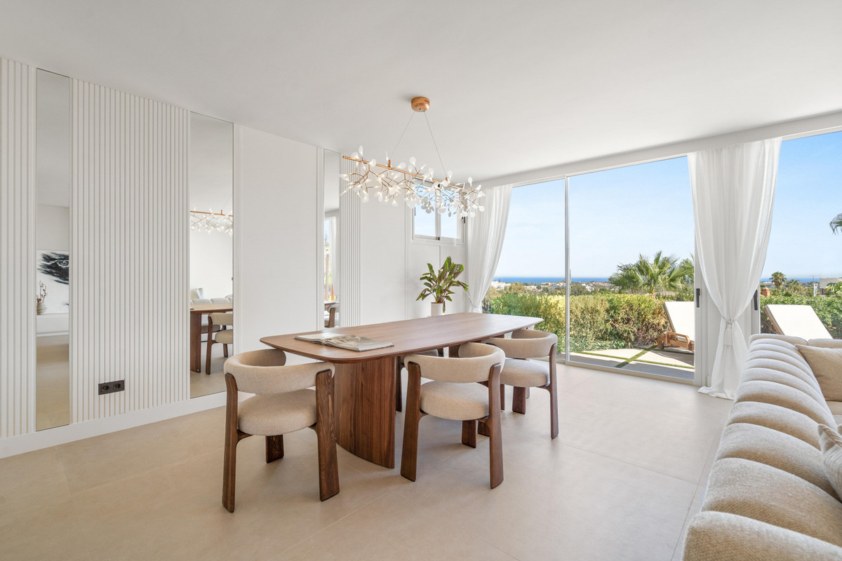 3 Bed Apartment for sale in Nueva Andalucía Costa Del Sol, Málaga, Spain