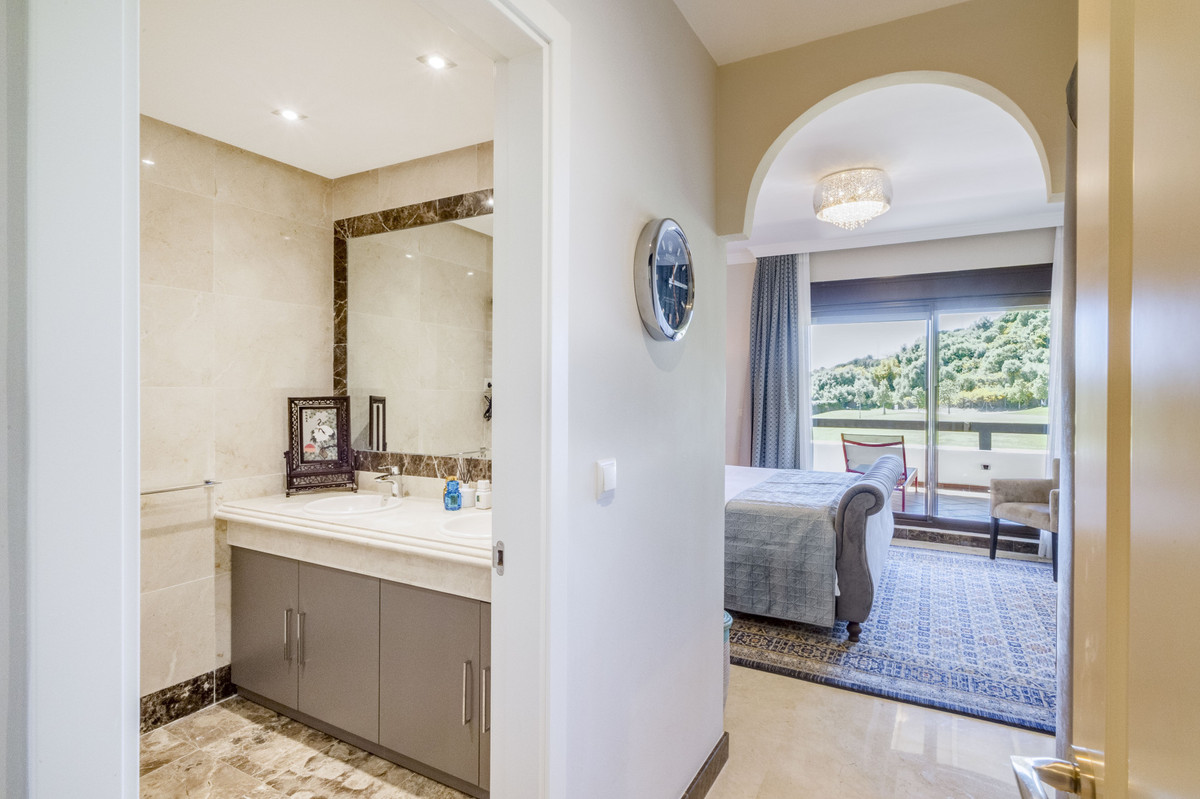 4 Bed Townhouse for sale in Estepona Costa Del Sol, Málaga, Spain
