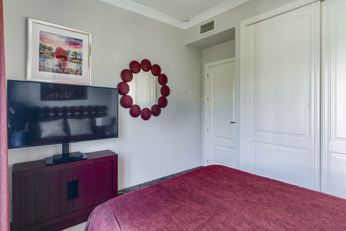 4 Bed Townhouse for sale in Estepona Costa Del Sol, Málaga, Spain
