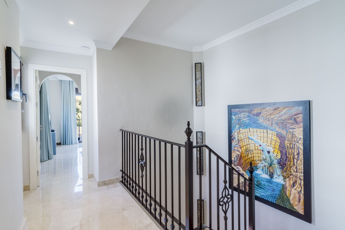 4 Bed Townhouse for sale in Estepona Costa Del Sol, Málaga, Spain