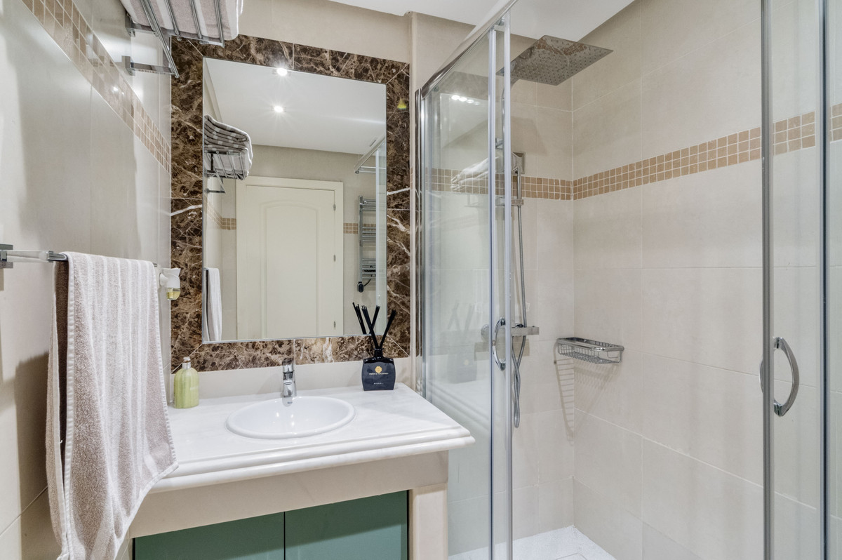 4 Bed Townhouse for sale in Estepona Costa Del Sol, Málaga, Spain